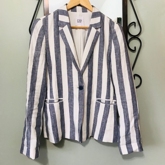 Linen Blazer - Picture 2 of 8